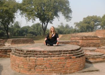 Rosana Khouri sua trajetória no Yoga